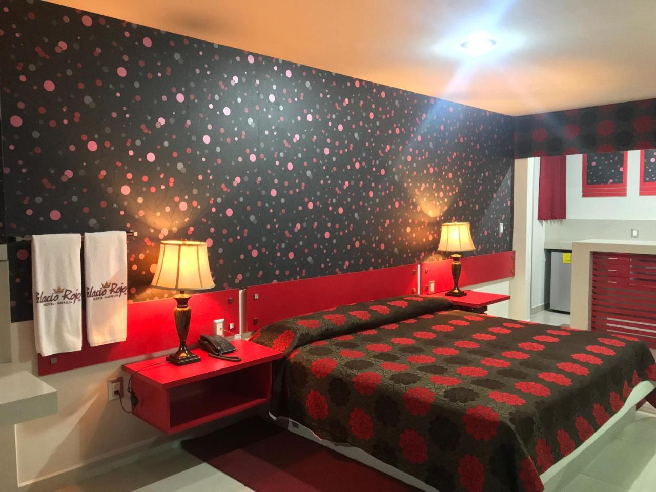 Palacio Rojo Hotel Familiar Morelia Extérieur photo